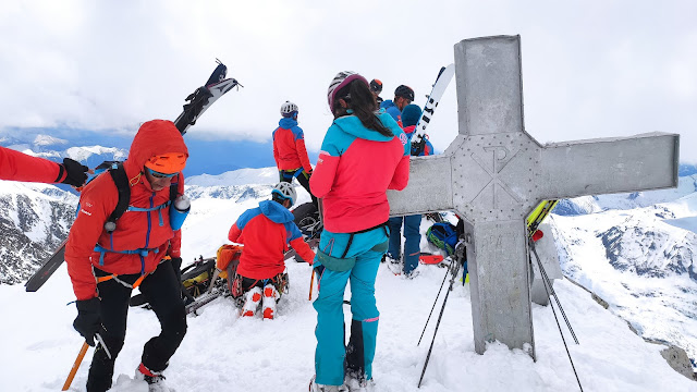 VUELTA AL ANETO - SKIMO + Vallibierna