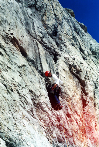 Cara Sur y Este del Naranjo de Bulnes.