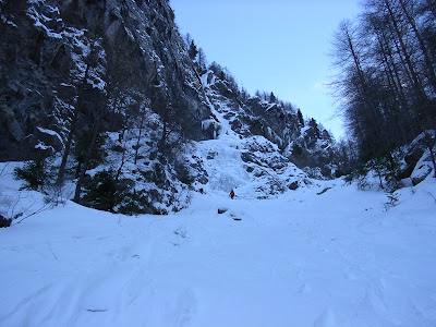 Escalada en hielo en Fournel, Freissinieres, Ceillac. 2004
