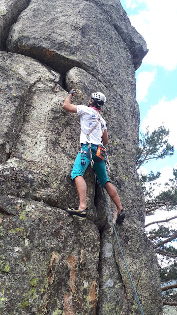 Escalada en las Milaneras. Pedriza Posterior