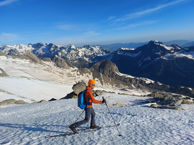 Ascensión al Aneto con esquís 3.404m
