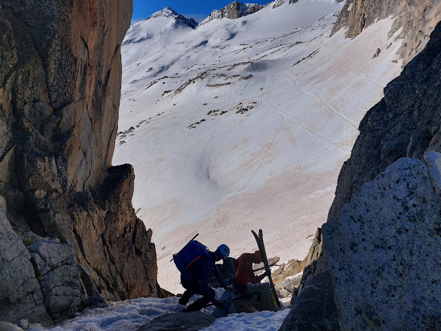 Ascensión al Aneto con esquís 3.404m