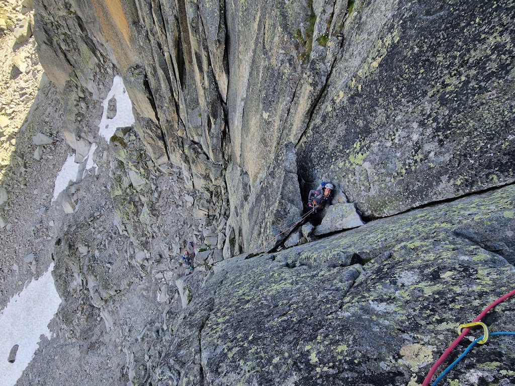 Escalada vía Couzy a la Aguile de la M, Chamonix.