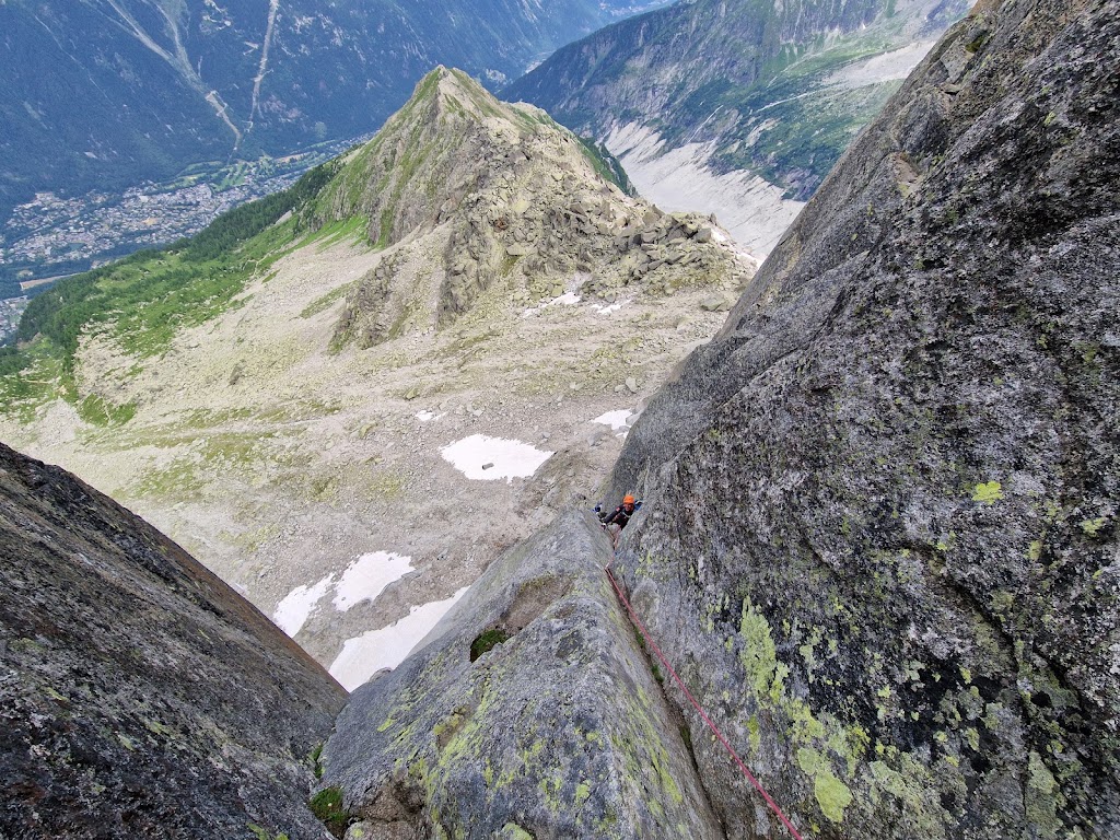 Escalada vía Couzy a la Aguile de la M, Chamonix.