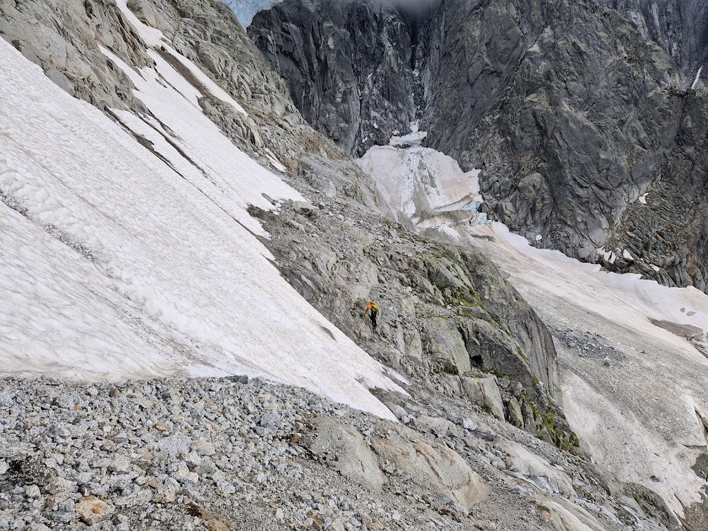 Arista NW a la Aguile de Blatiere, Chamonix.