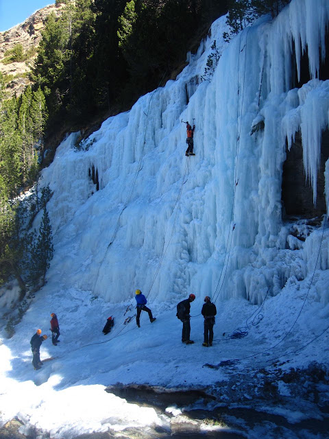 Escalada en Hielo en Ardonés. Benasque