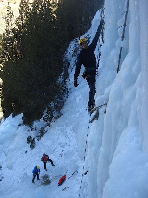 Escalada en Hielo en Ardonés. Benasque