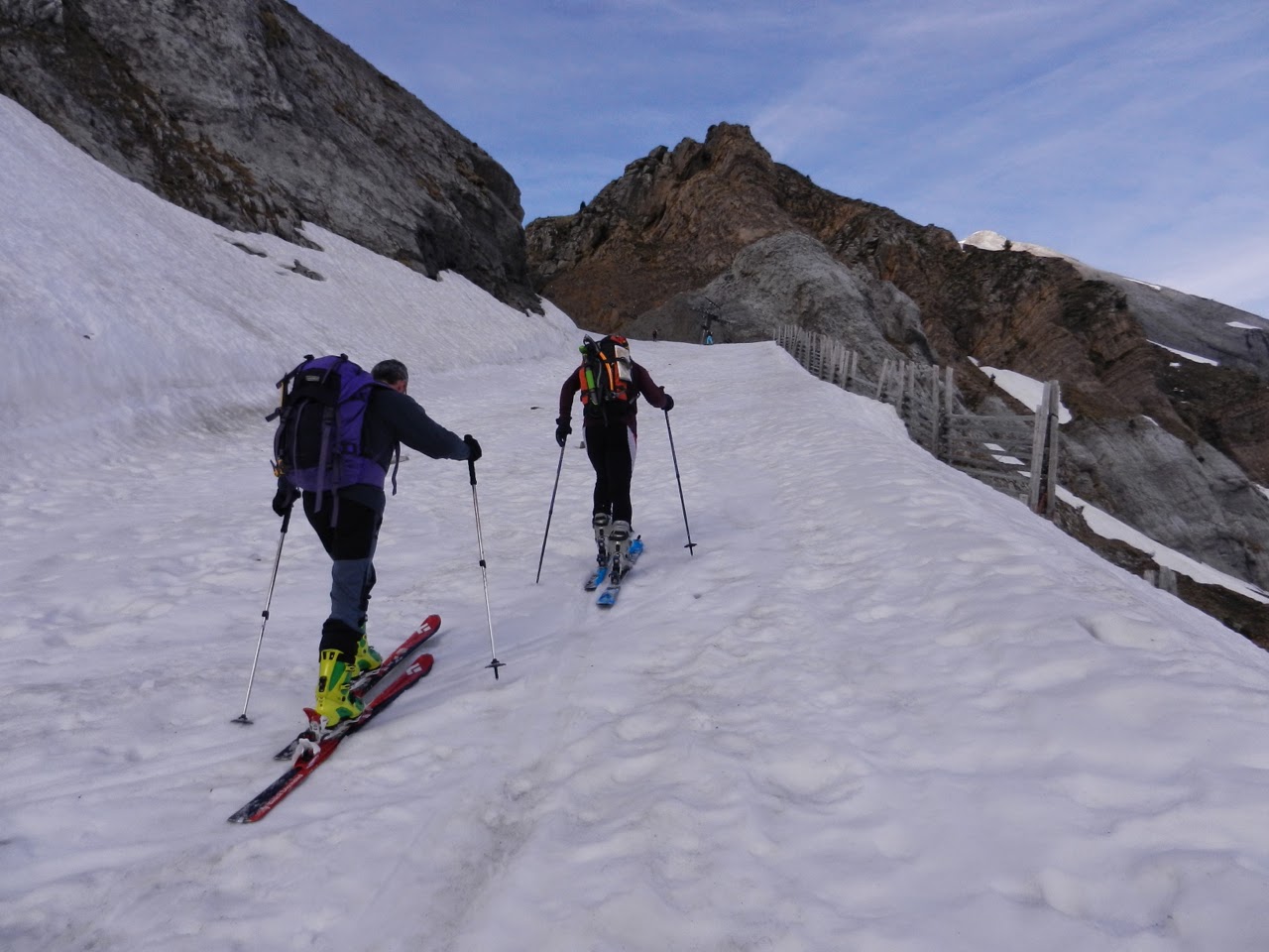 Pico del Aspe con esquís de travesía
