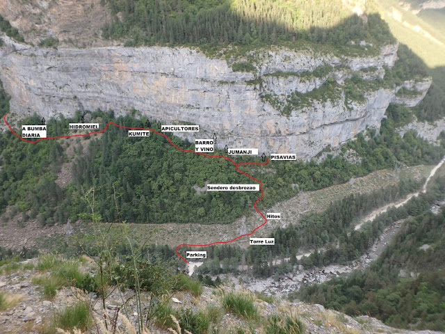 Los PisaVias - Pared Apicultores - Bujaruelo (180m/6b+)