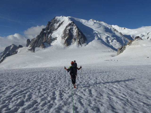 Vía Salluard Adolphe Rey, 300m (MD/6a)