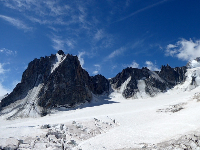 Vía Salluard Adolphe Rey, 300m (MD/6a)