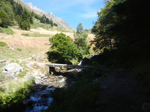 Arremoulit-Ibones Arriel-Sarra, pirineos en familia