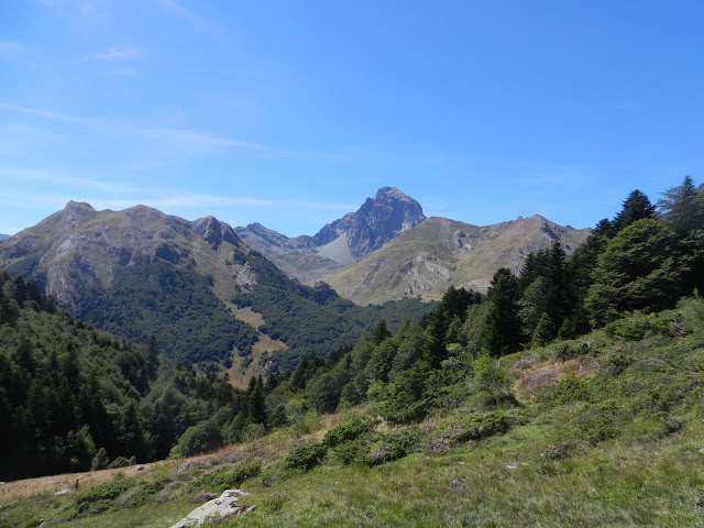 Arremoulit-Ibones Arriel-Sarra, pirineos en familia
