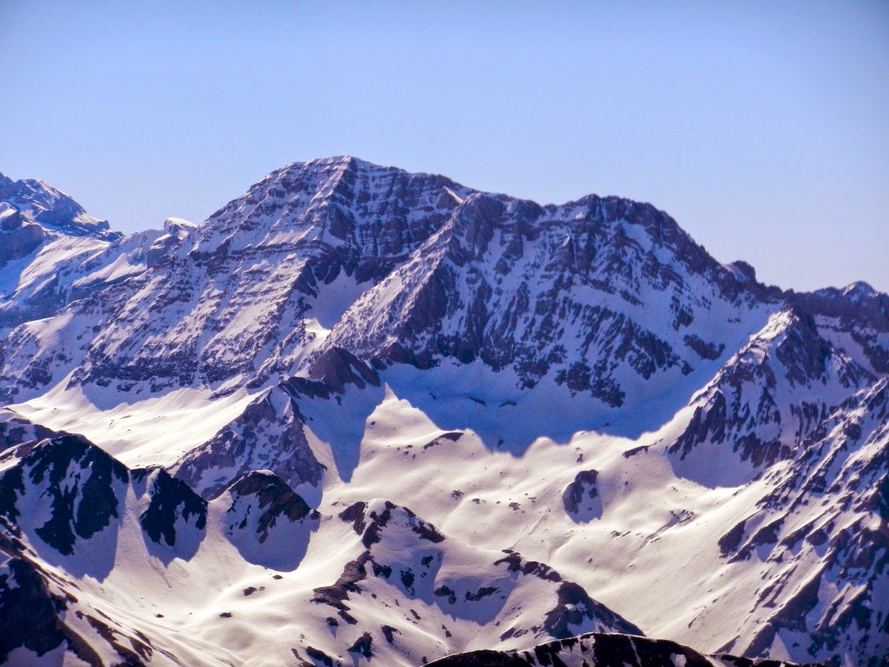 Pico Bazias desde el Balneario de Panticosa