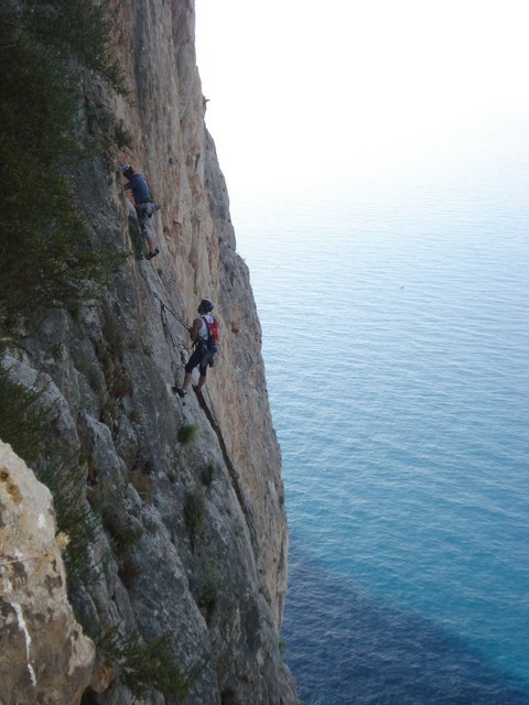 Peñón de Ifach. Vías Navegante + Costa Blanca + Polvos Mágicos