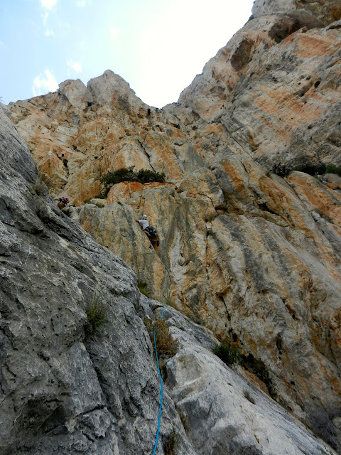 Pilar López de Sancho, 250m 6c/6b oblig. Peñón de Ifach
