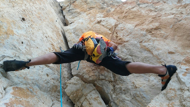 Pilar López de Sancho, 250m 6c/6b oblig. Peñón de Ifach
