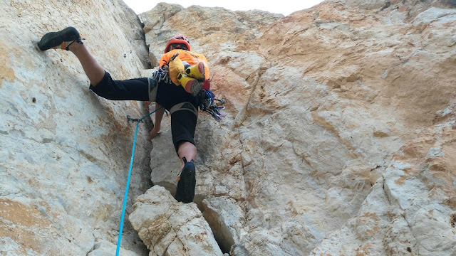 Pilar López de Sancho, 250m 6c/6b oblig. Peñón de Ifach