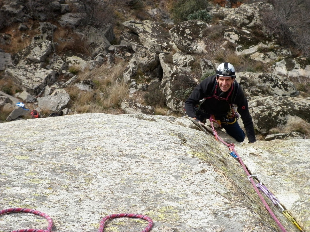 Vía Yatra+Darsan en el cancho gordo de Valdemanco. La cabrera