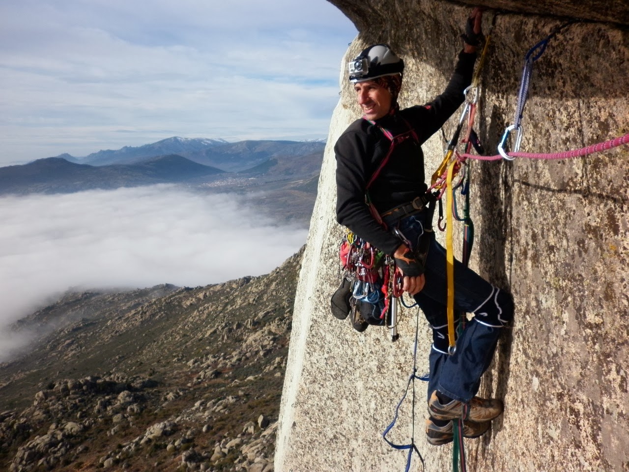 Vía Yatra+Darsan en el cancho gordo de Valdemanco. La cabrera