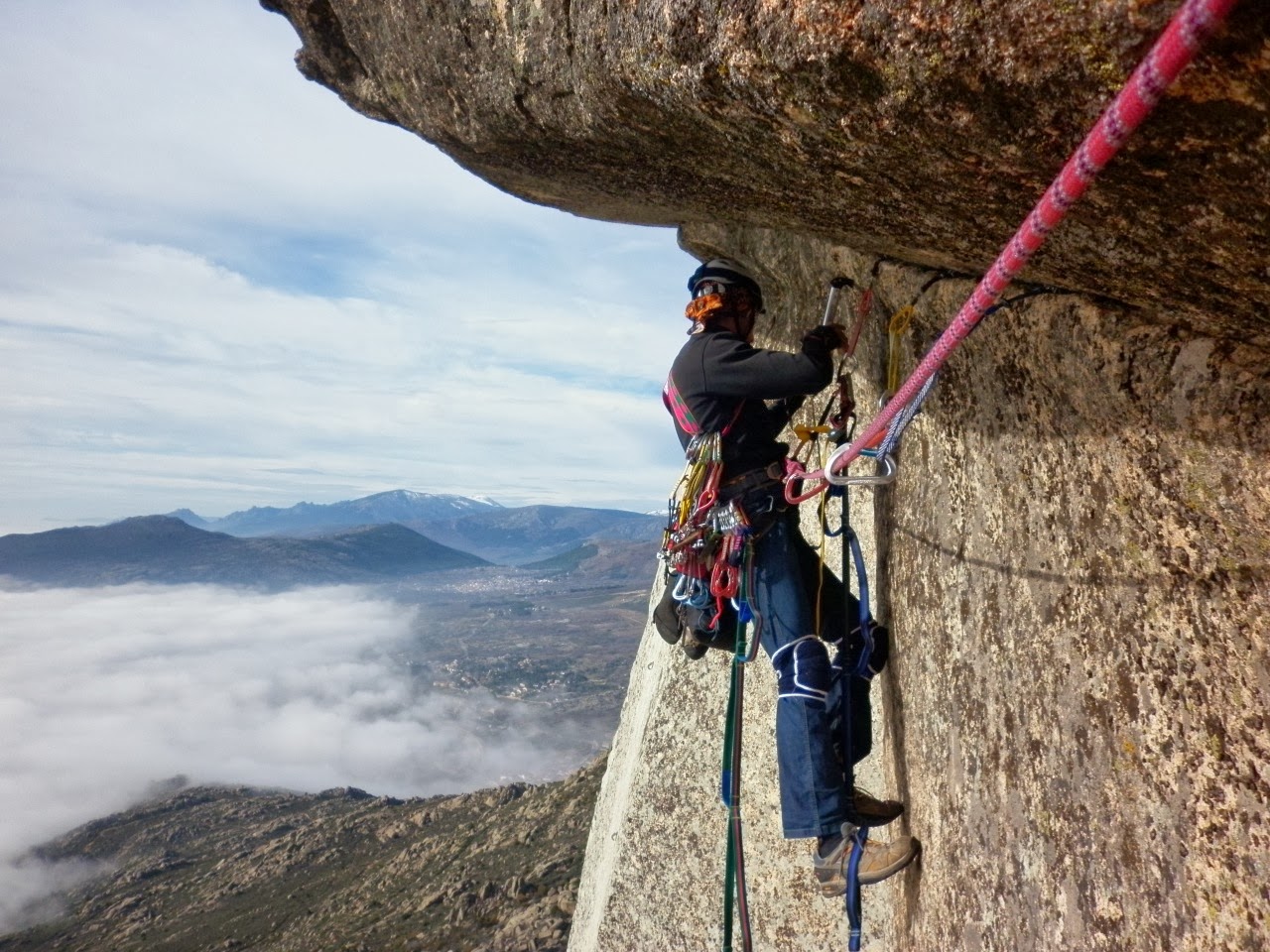 Vía Yatra+Darsan en el cancho gordo de Valdemanco. La cabrera