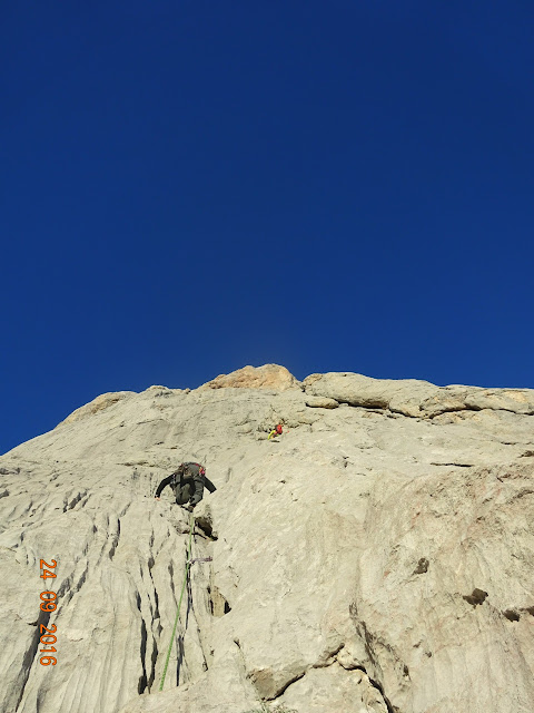 Vía Cepeda, 340 V+. Naranjo de Bulnes