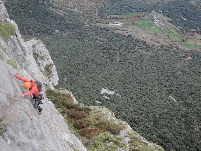Bendita Decadencia 400m 6c (6b obl.) Peña Montañesa