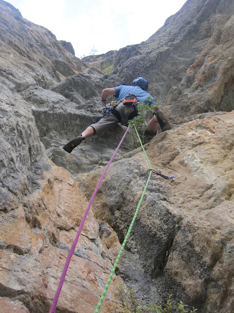 Diedro SAJUMA en Escarrilla y Rapún en Sabiñánigo. Deportiva en el Valle de Tena y Canfranc