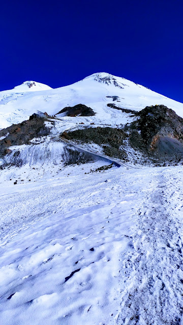 Ascensión al ELBRUS 5.642m
