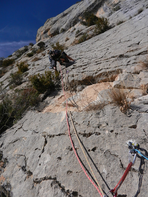 Desliz 315m 6b, Montrebei, Pared de Aragón