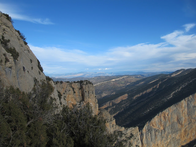 Desliz 315m 6b, Montrebei, Pared de Aragón