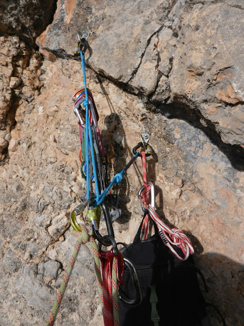 Antiparkes 550m/6c, Montrebei, pared de Aragón. EJAM