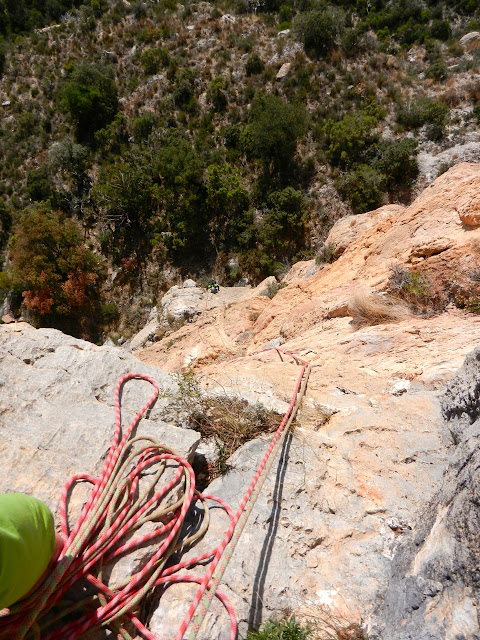 Antiparkes 550m/6c, Montrebei, pared de Aragón. EJAM