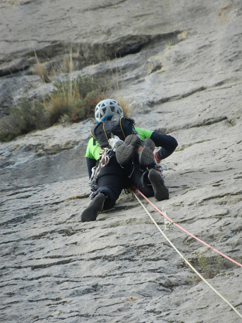 Antiparkes 550m/6c, Montrebei, pared de Aragón. EJAM