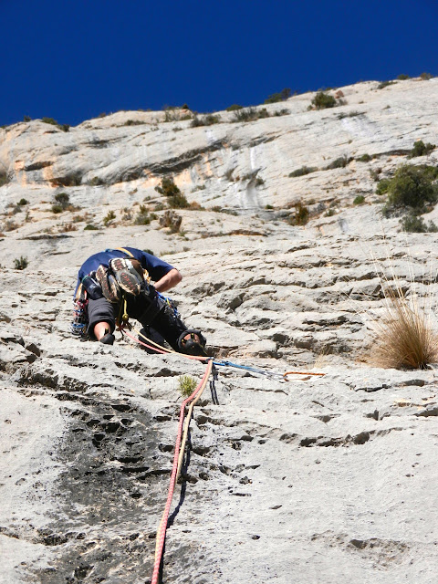 Desliz 315m 6b, Montrebei, Pared de Aragón