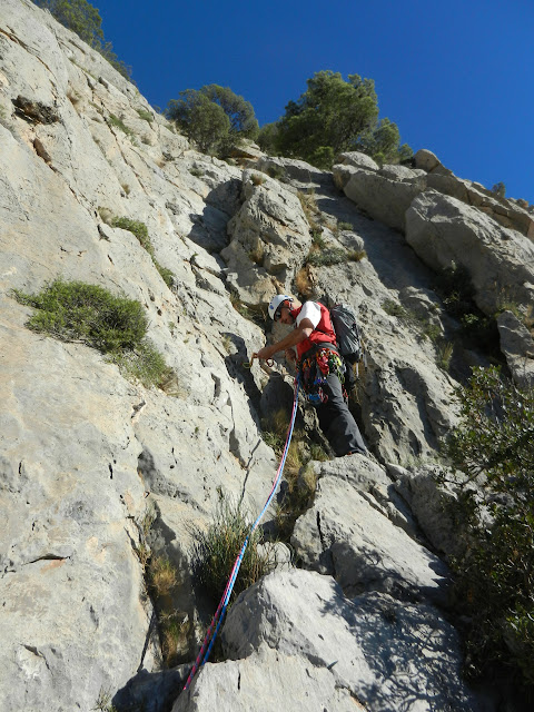 Espolón Central Puig Campana 400m / Vº