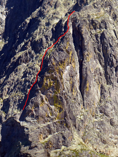 Espolón NW integral al Midi / MD 700m