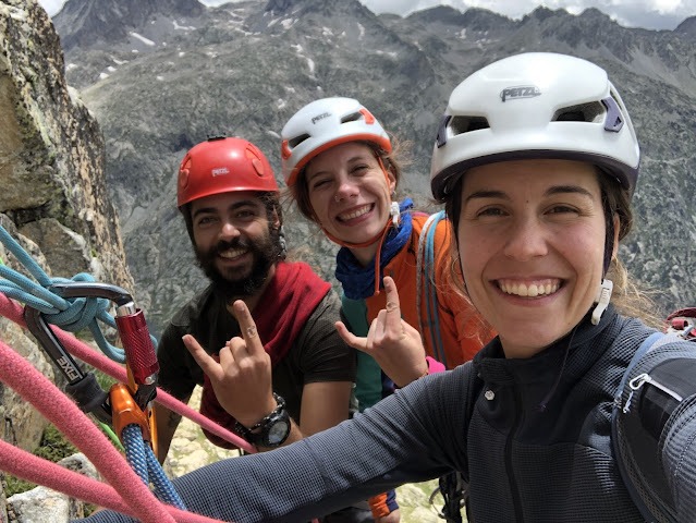 Vía de los Guardas, Vº 210m, Aguja de Bachimaña.