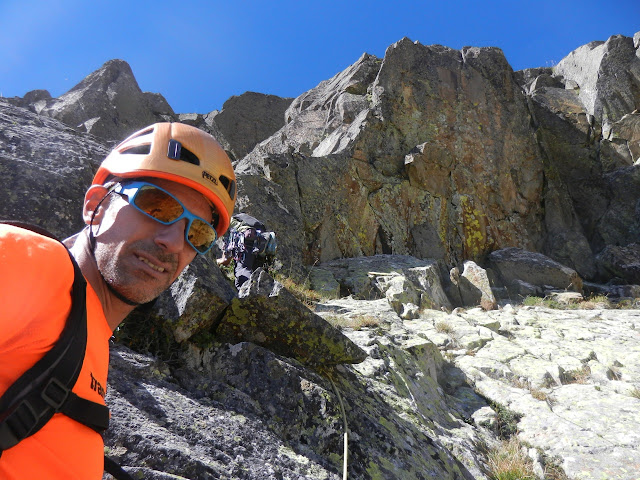 Vía Fouquier al Midi, 620m. V