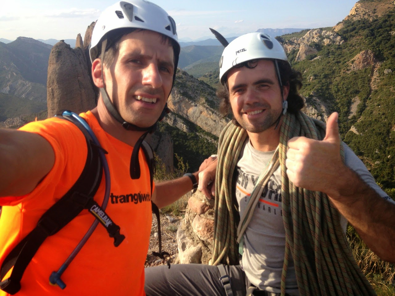 Currucuclillo + Puro - Serón Millán. Riglos