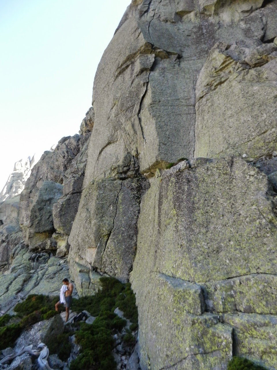 Tiempo de Cambio, 7a+ (6b+/A1). Peña del Aguila. Galayos