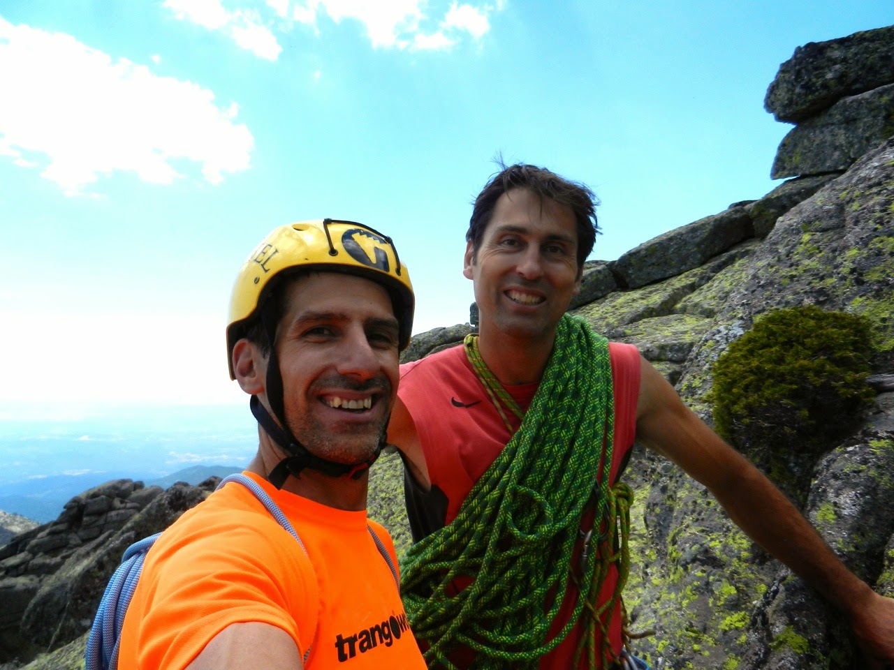 Tiempo de Cambio, 7a+ (6b+/A1). Peña del Aguila. Galayos