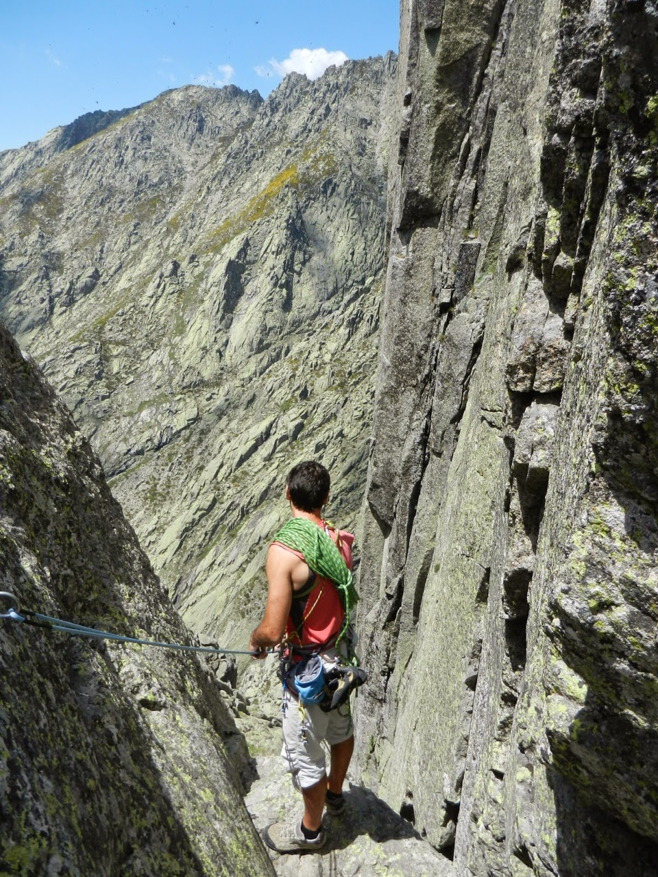 Tiempo de Cambio, 7a+ (6b+/A1). Peña del Aguila. Galayos