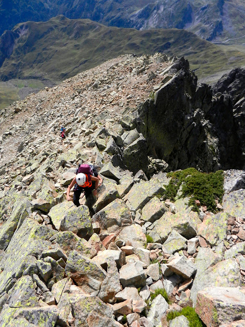Ascensión guiada al Midi d´Ossau por la vía normal.