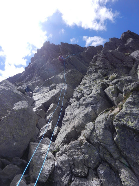 Ascensión guiada al Midi d´Ossau por la vía normal.