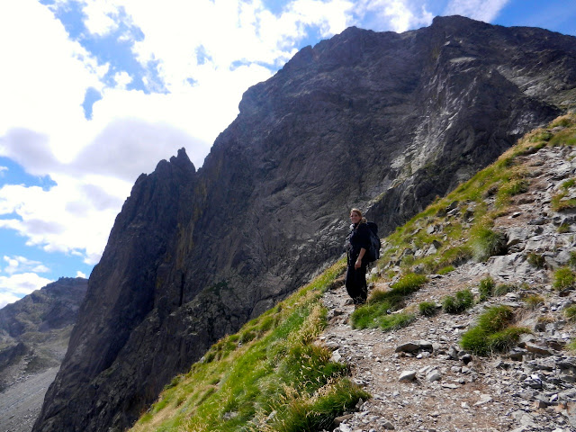 Ascensión guiada al Midi d´Ossau por la vía normal.
