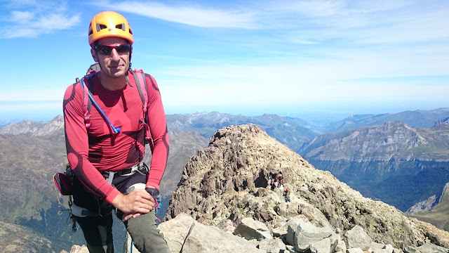 Ascensión guiada al Midi d´Ossau por la vía normal.