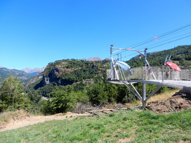 Hoz de Jaca - Santa Elena. Pirineos en familia