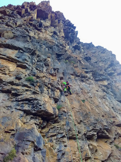 Zaratrusta. ED 400m 7a+ (6b/A2)