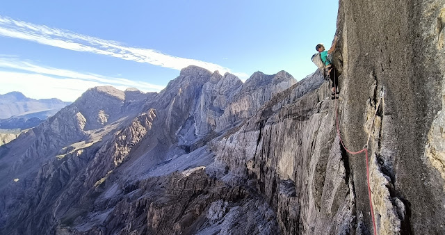 SIDA VERTICAL 300m ED- (6c) Torre de Marboré